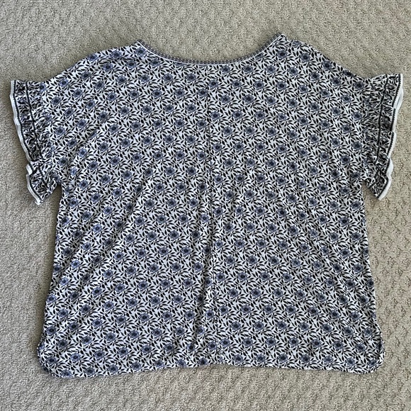 Max Studio Floral Print Ruffle Sleeve Top/Blouse White/Blue 2X Casual Feminine - Picture 8 of 13